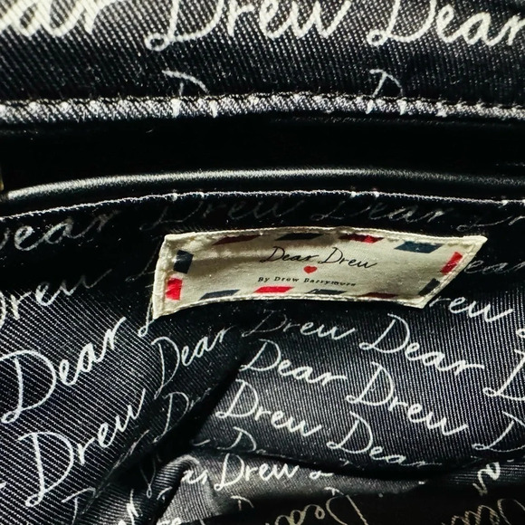 Dear Drew Suede Leather Envelope shoulder bag Black Gold chain heart closure - Picture 5 of 5